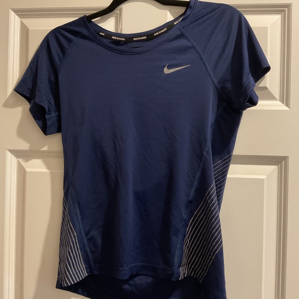 Nike Women's Navy Blue Short Sleeve Tee